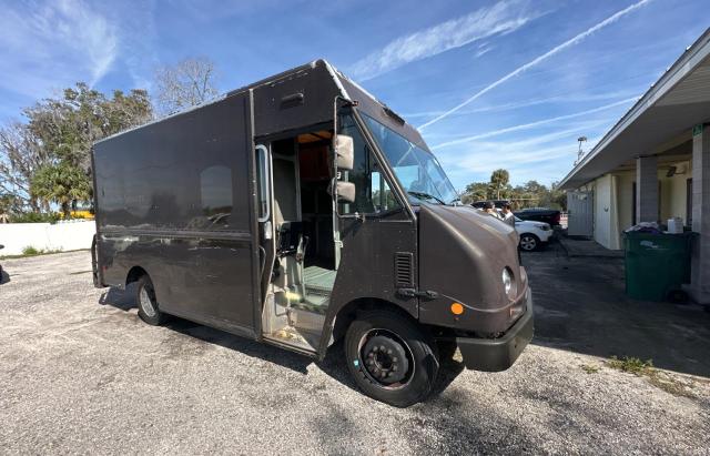 2010 WORKHORSE CUSTOM CHASSIS ALL MODELS image