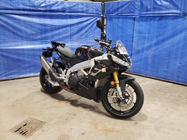 2022 APRILIA TUONO V4 F image