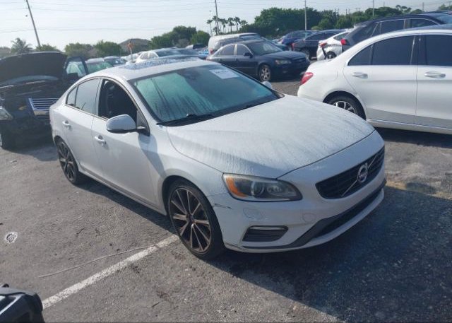 2017 VOLVO S60 image