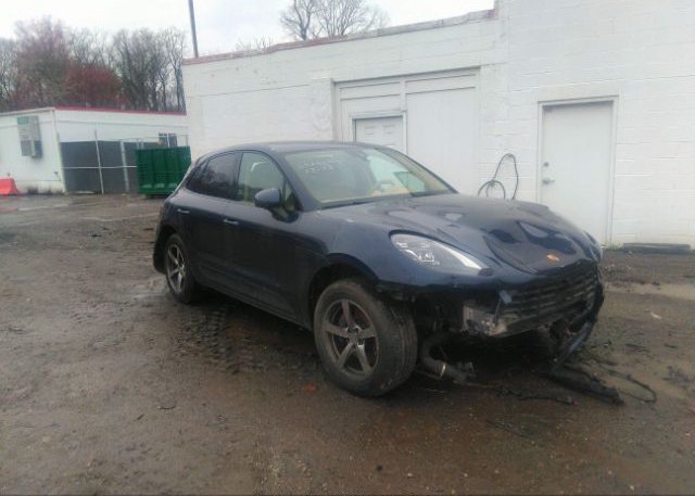 2017 PORSCHE MACAN image