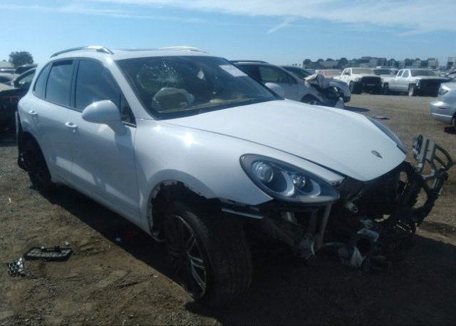 2014 PORSCHE CAYENNE image
