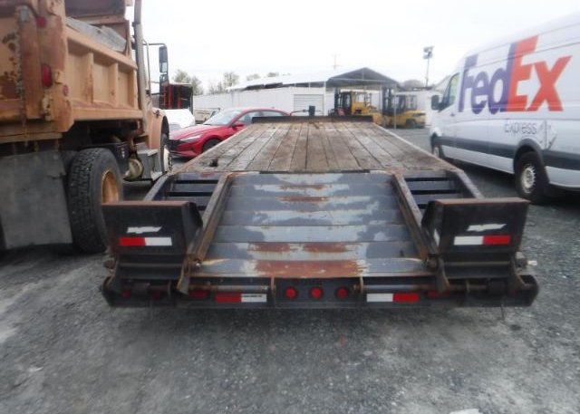 2011 TOWMASTER TRAILER image